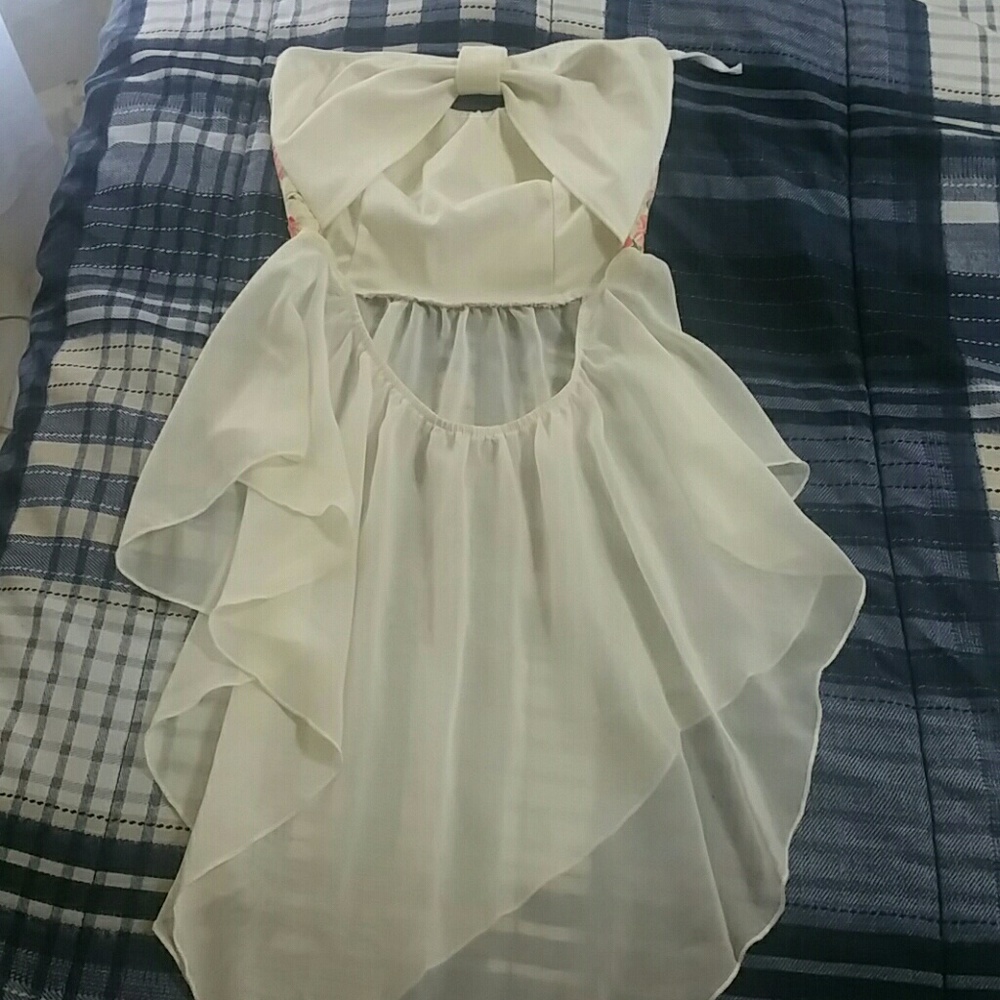 Top - Picture 2 of 2